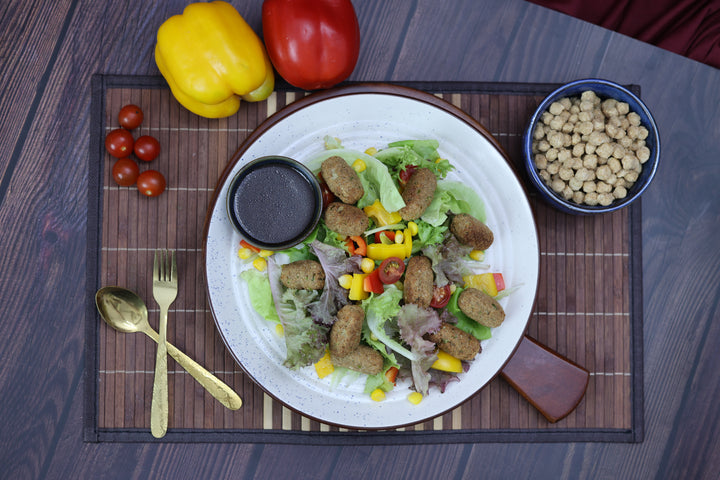 Soya Nuggets Salad with Tamarind Twist Dressing